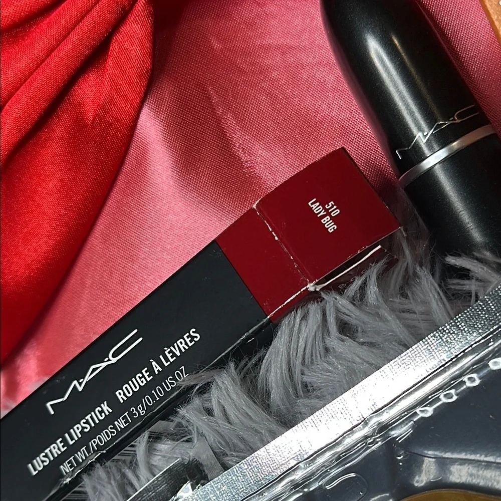 MAC LADY BUG Lustre Lipstick + Belif SUPER DROPS Vit C + Ipsy Bag + 2 Lip Masks